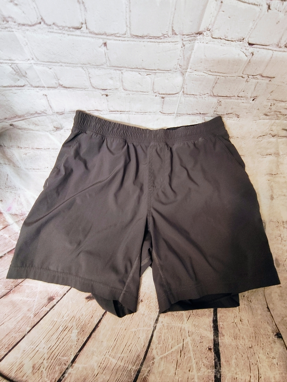 Rhone Grey Versatility Active Shorts L Performance Unlined